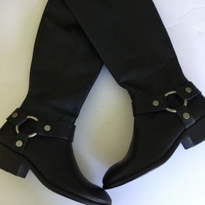 New in box Frye Carson harness tall boots.